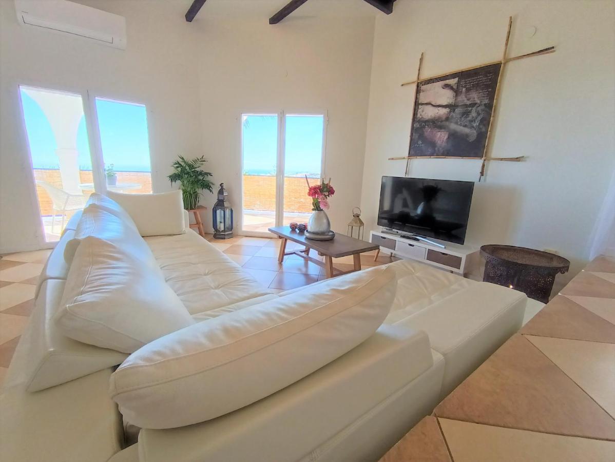 Villa Del Sol Benalmádena Exteriör bild