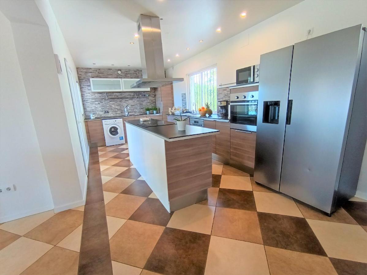 Villa Del Sol Benalmádena Exteriör bild